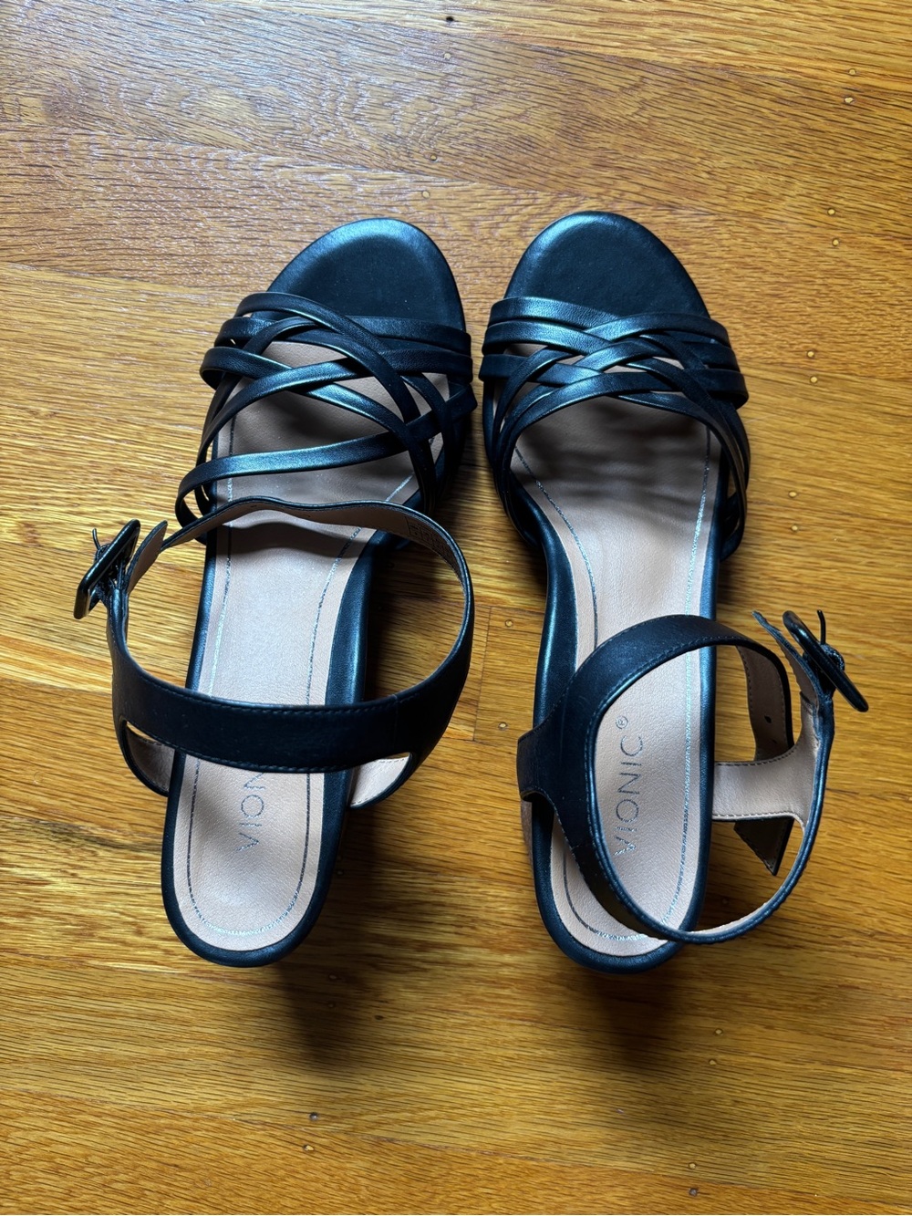 Vionic Black Leather Crisscross Strap Sandals